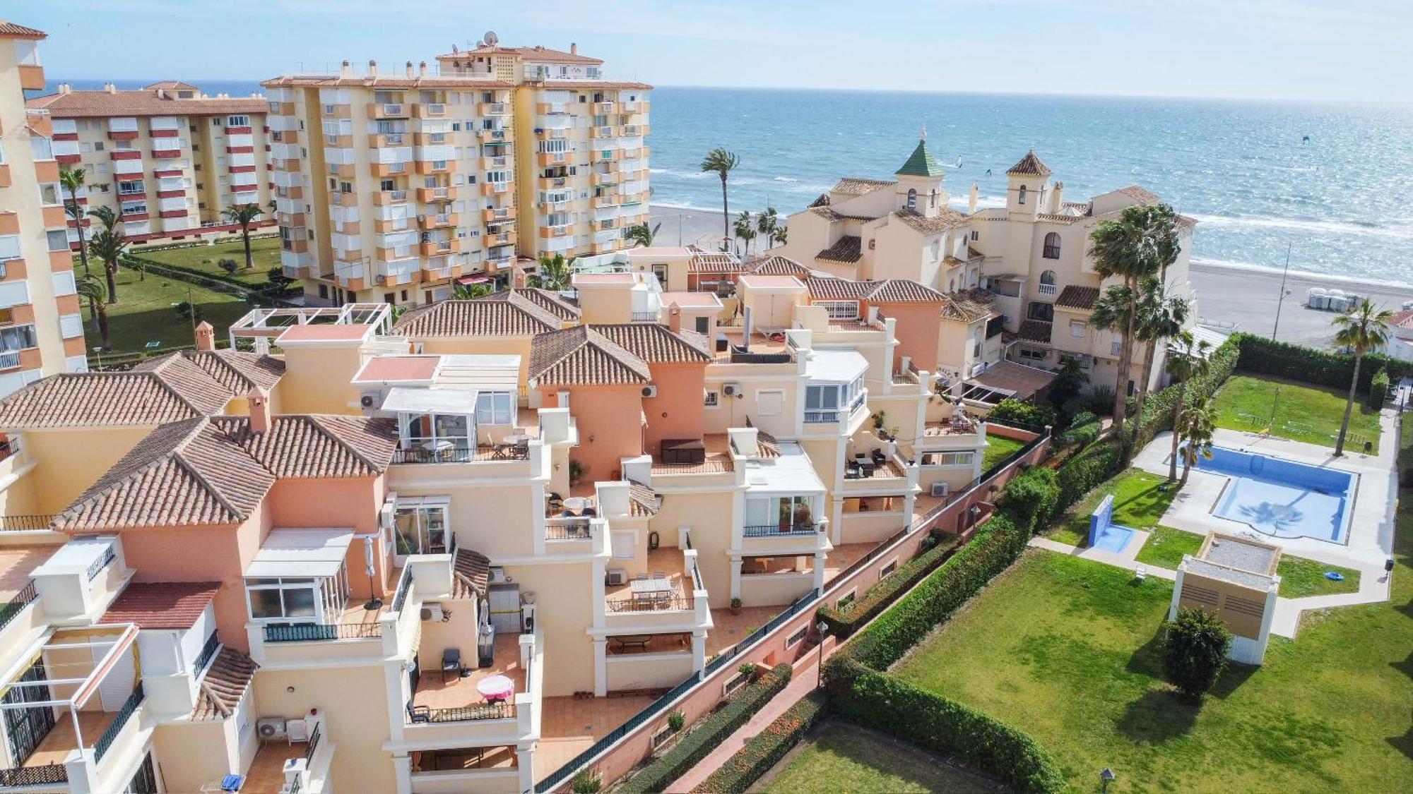 Strandnaera Boende I Torrox Costa エクステリア 写真