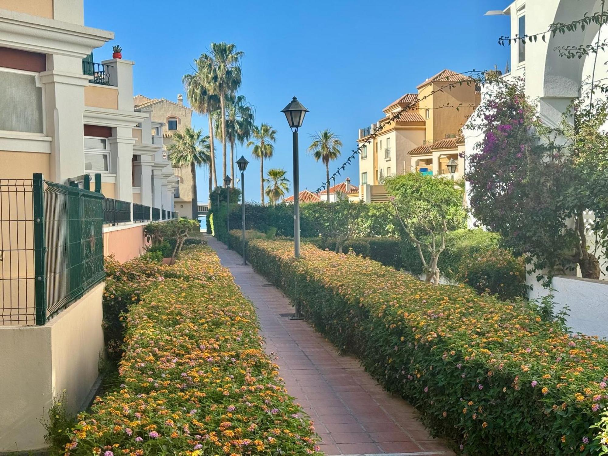 Strandnaera Boende I Torrox Costa エクステリア 写真